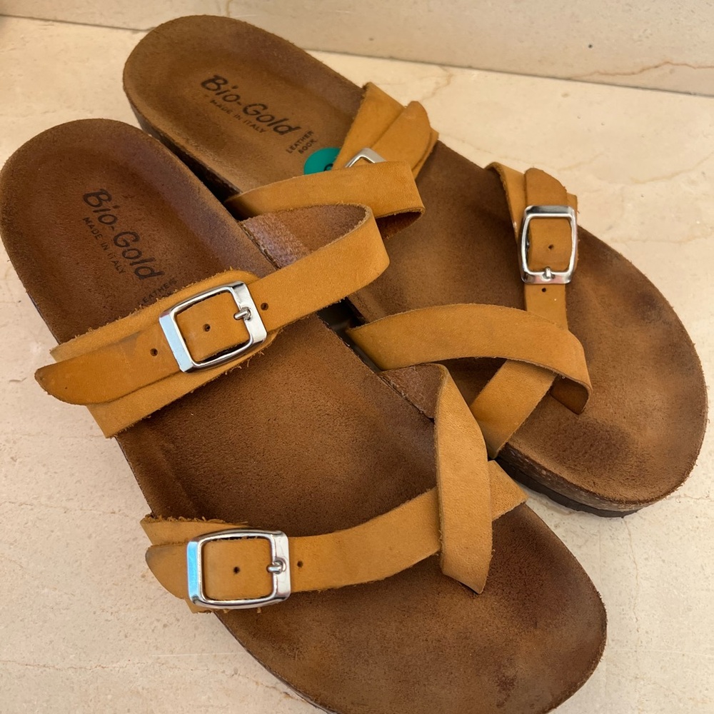 Bio Gold Women's Sandals with Buckle Straps